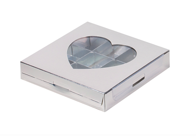 Коробка для 9 конфет Серебро с окном Сердце, 16х16х3 см