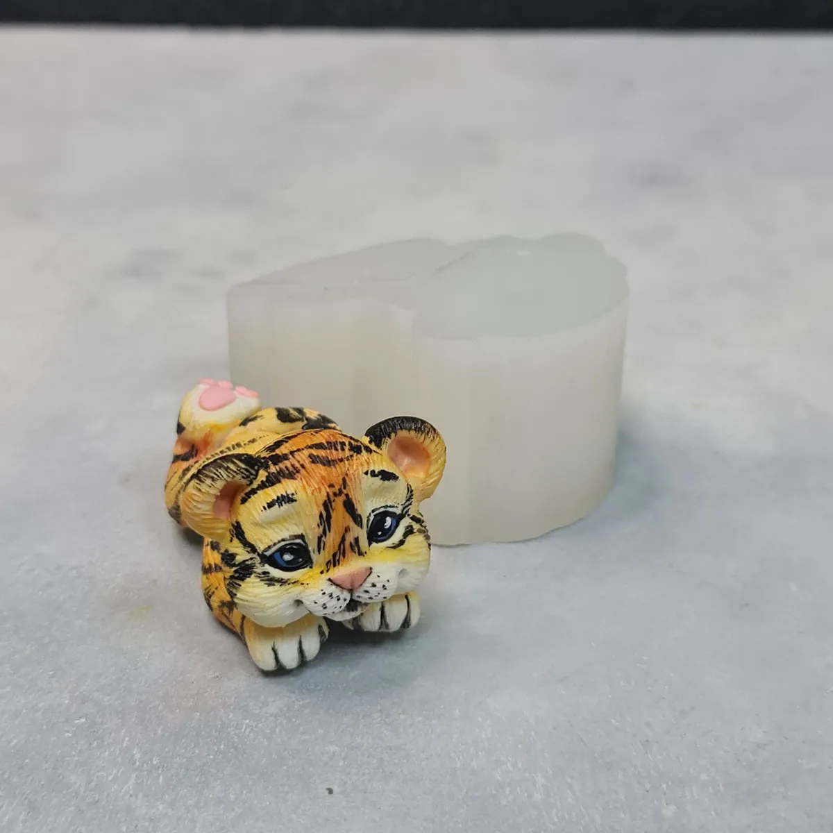 Силиконовая форма молд №722 Тигренок №4