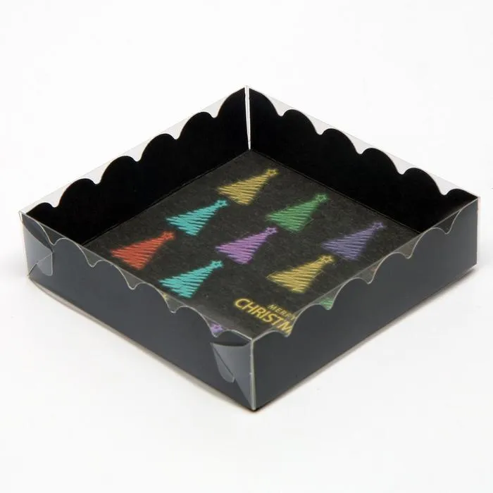 Коробочка для печенья с пластиковой крышкой "Елка желаний", 12х12х3 см