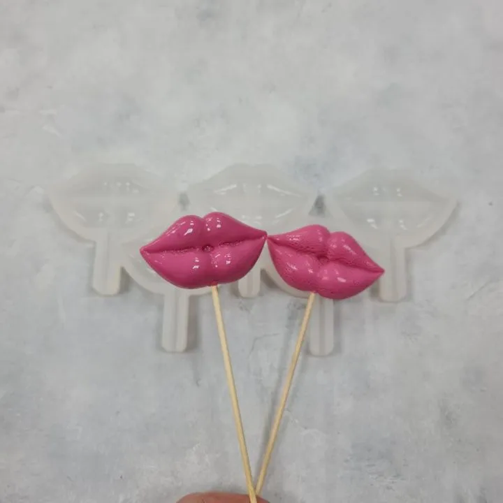 Силиконовая форма №536 "Губы"