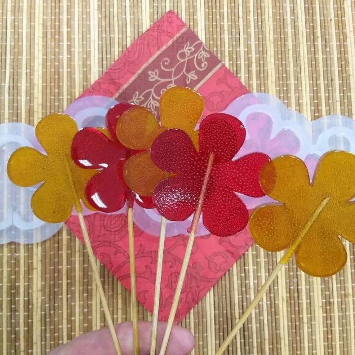 Силиконовая форма для леденцов №283 "Цветочек с дном", 5 ячеек