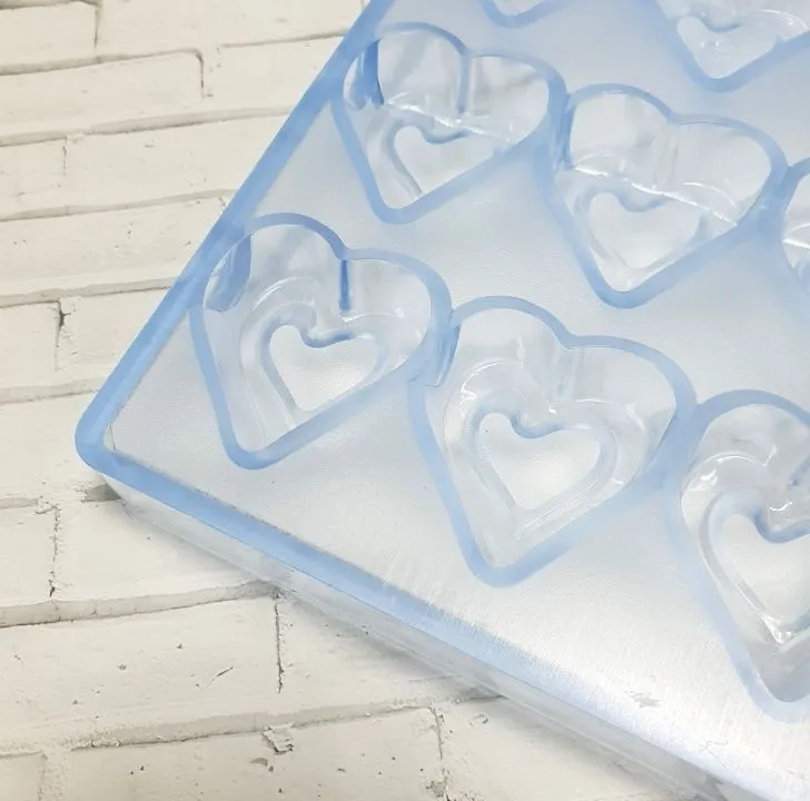 Форма поликарбонатная для конфет "Сердце" 15 ячеек, Китай