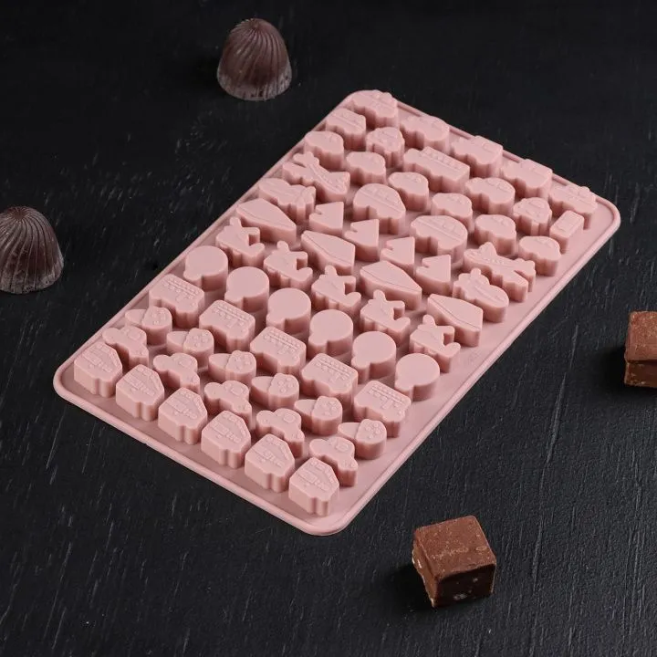 Форма силиконовая для шоколада «Транспорт», 21х12,5х1 см, 64 ячейки