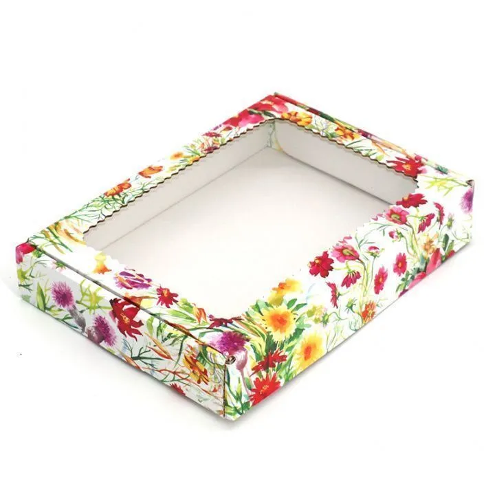 Коробка Полевые цветы 3 с окном 18х12х3 см микрогофрокартон