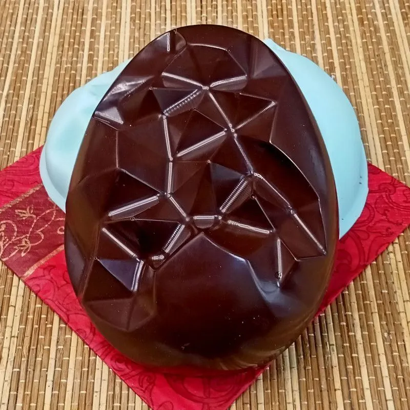 Силиконовая форма "Яйцо геометрическое" половинка №1414