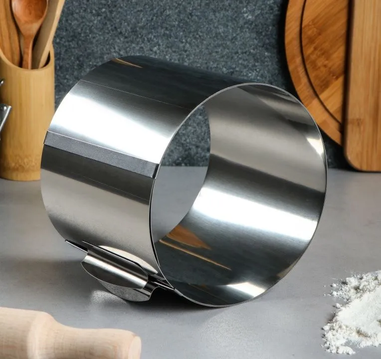 Форма для выпечки с регулировкой размера Круг D-16-30 H-14 см