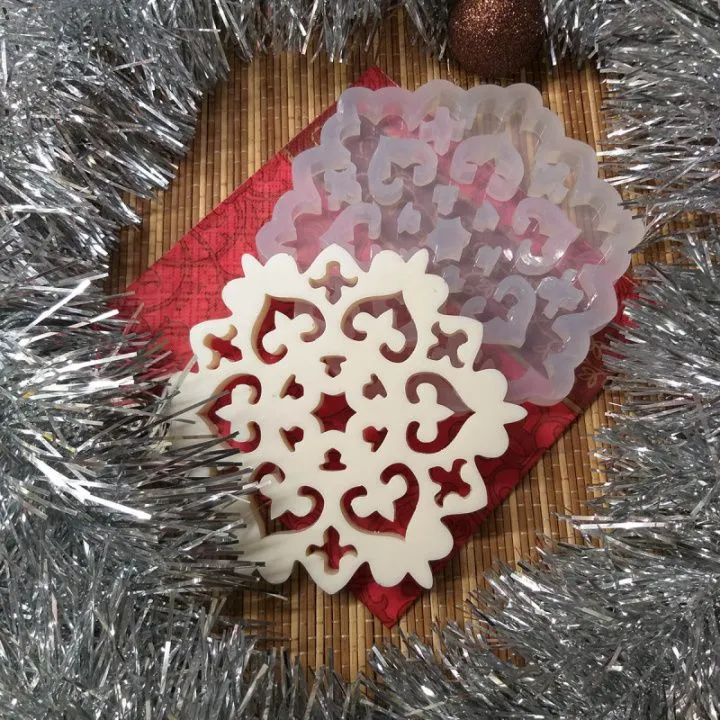 Силиконовая форма №233 Снежинка №4 14 см