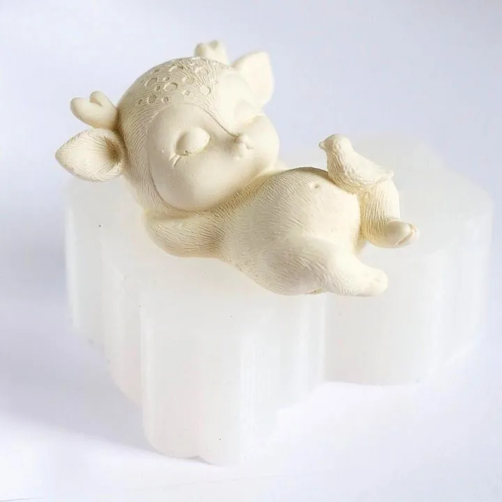 Силиконовая форма молд 3D Спящий олененок №5