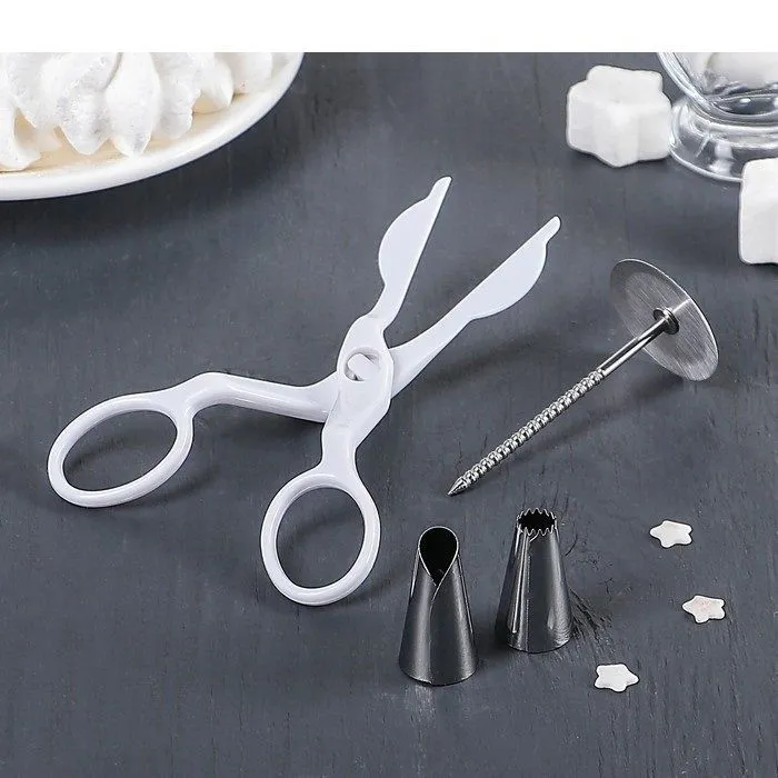 Набор кондитерский 4 предмета (ножницы для цветов, 2 насадки, гвоздь)