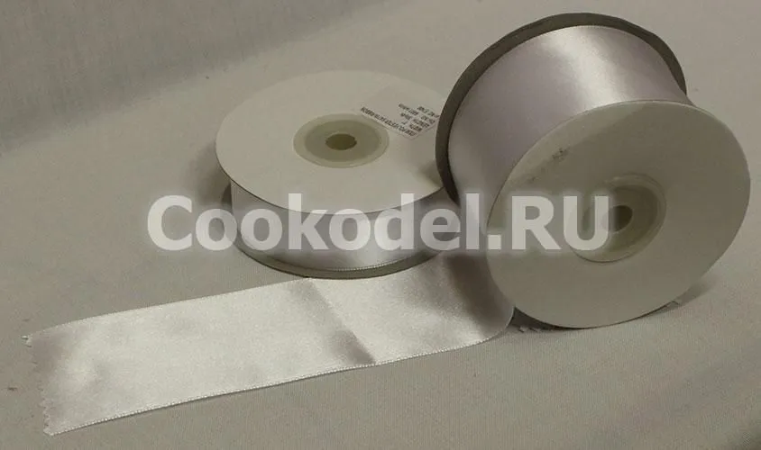 Лента атласная Белая 6001 шир 3 мм
