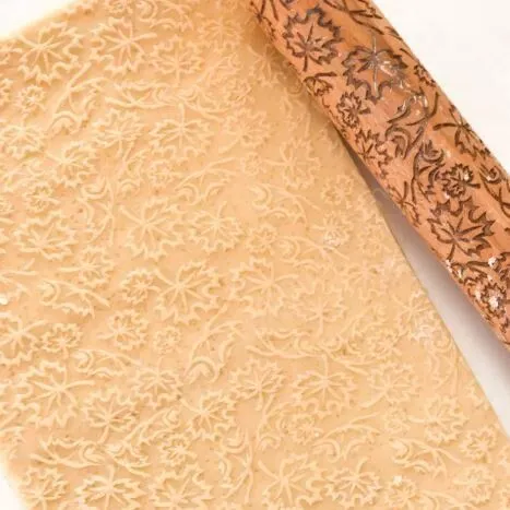 AL Узорная скалка "Кленовые листья"