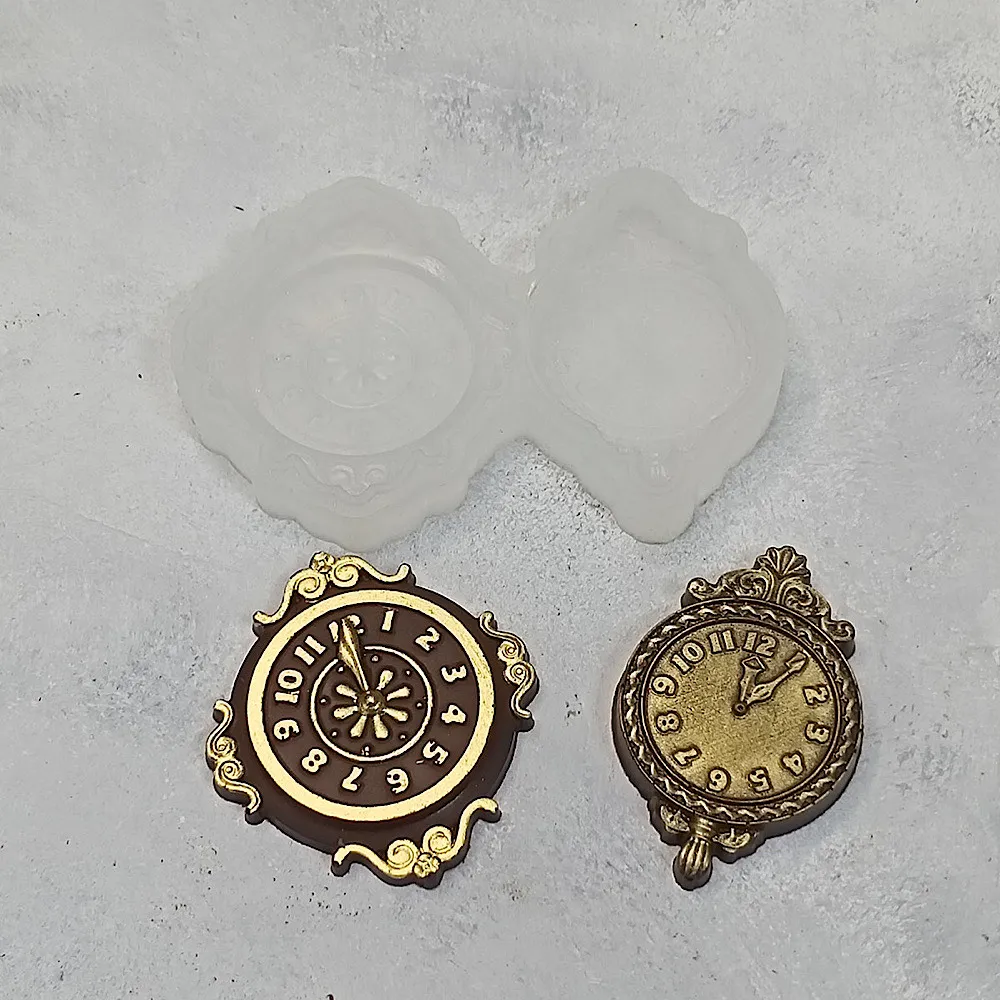 Силиконовая форма №1077 Часы Новогодние