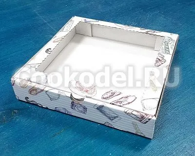 Коробка Мужская с окном 15х15х3 см Микрогофрокартон