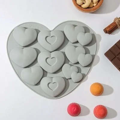 Форма для шоколада и кондитерских украшений "Лямур", 20,5х19х2 см, 9 ячеек