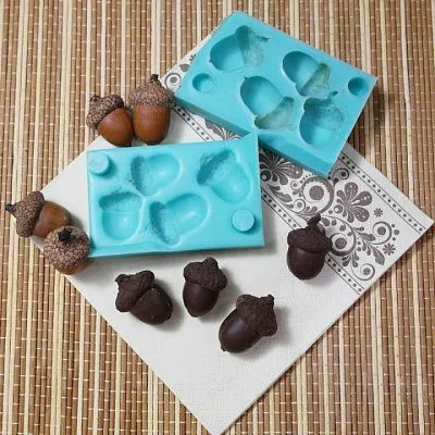 Силиконовая форма Желуди 4 ячейки №64