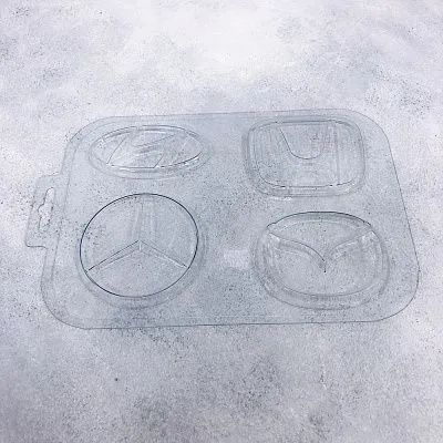 Форма для шоколада Автомобильные значки 4 шт (пластик)