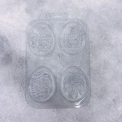 Форма для шоколада Яйца с рисунками 4 шт (пластик)