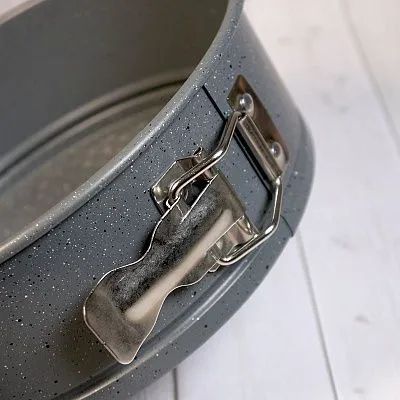 Форма для выпечки со съемным дном "Мрамор", 20х6 см