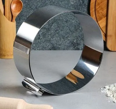 Форма для выпечки с регулировкой размера Круг D-20-38 H-8,5 см