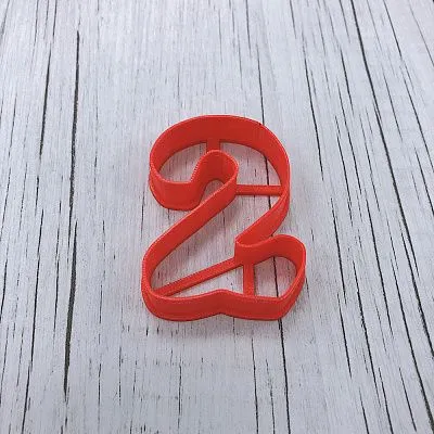 V Цифра 2 ЗЕРКАЛО пластик 7 см