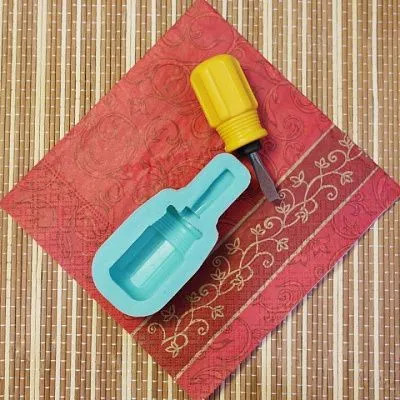 Форма силиконовая для шоколада "Отвертка" 8,5 см