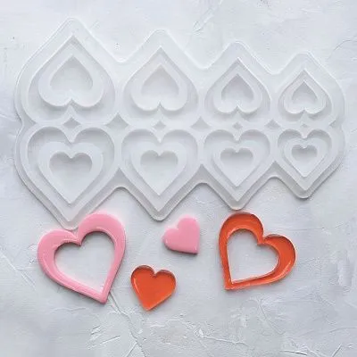 Силиконовая форма Сквозные сердечки №357, 8 ячеек