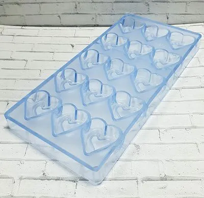 Форма поликарбонатная для конфет "Сердце" 15 ячеек, Китай