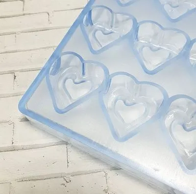 Форма поликарбонатная для конфет "Сердце" 15 ячеек, Китай