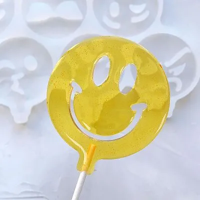 Силиконовая форма для леденцов №289 "Смайл" (6 ячеек)