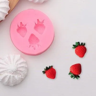 Силиконовая форма молд "Клубника", 5,5х5,5х1 см