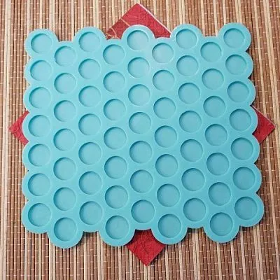 Силиконовый коврик "63 кружка", D-2 см