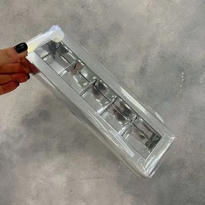 Коробка для 5 конфет Серебро с пластиковой крышкой, 23,5х70х30 см