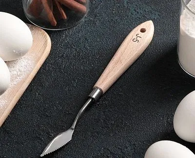 Лопатка кондитерская/острый край "Деко" 17 см