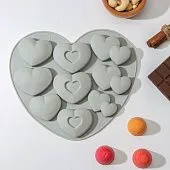 Форма для шоколада и кондитерских украшений "Лямур", 20,5х19х2 см, 9 ячеек