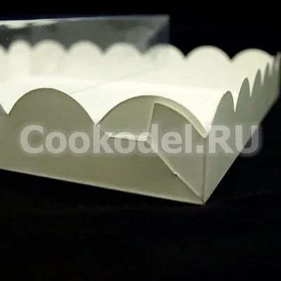 Коробка для пряников Белая Ажурная с фиксацией дна 20х20х3 см