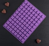 Форма силиконовая для шоколада "Сердца в квадрате" (80 ячеек)