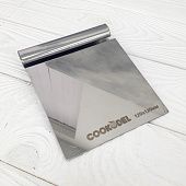 Шпатель скребок с ручкой нержавеющая сталь Cookodel 120х120 мм