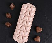 Форма для льда и шоколада 24×8,3 см "Сердечки", 21 ячейка