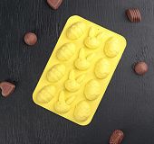 Форма для шоколада «Пасха», 23х15 см, 12 ячеек (4,8×3,8 см)